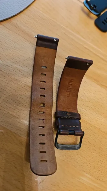 Used Garmin Venu 2 Plus bike — image 3 of 5