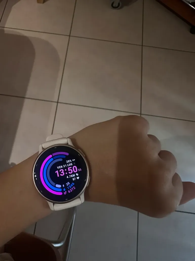 Garmin VivoActive 5 bike d'occasion — image 3 sur 3