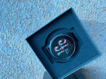 Used Garmin Venu 2 Electronics