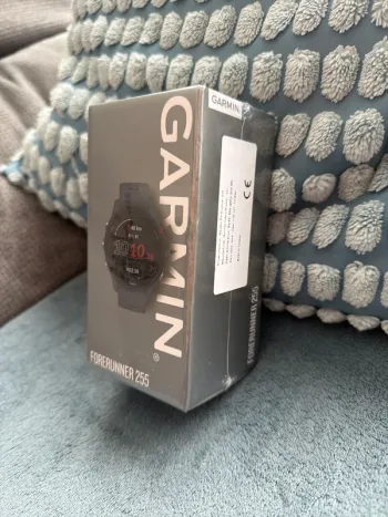 Used Garmin Forerunner 255 Electronics