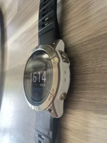Použité Garmin Epix Pro Gen 2 Sapphire Titanium 51 mm bike — obrázek 2 z 3