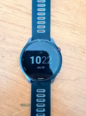 Used Garmin Forerunner 255 bike — image 2 of 5