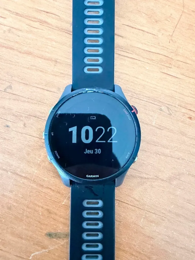 Used Garmin Forerunner 255 bike — image 2 of 5