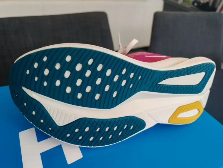 Tweedehands Hoka Mach 7 bike — afbeelding 7 van 7