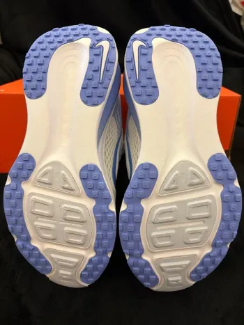 Nike Vomero 18 bike d'occasion — image 3 sur 7