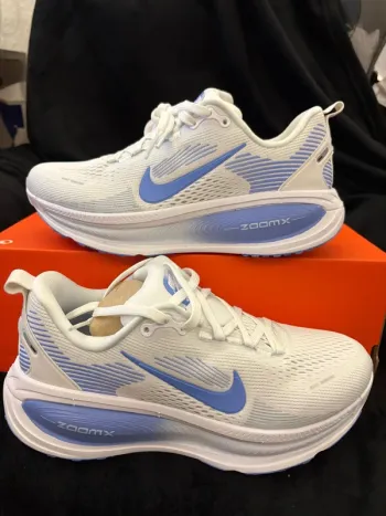 Nike Vomero 18 Running Shoes d'occasion