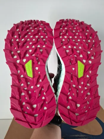 Used Asics Gel Trabucco Max bike — image 11 of 12