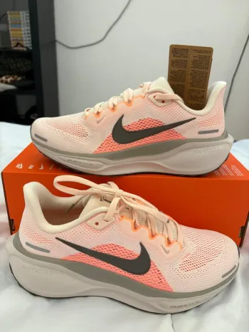 Tweedehands Pegasus Air Zoom 41 Running Shoes