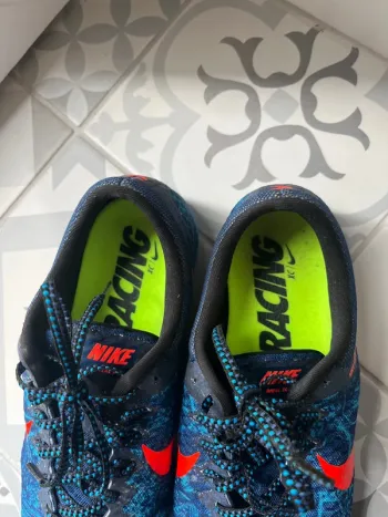 Nike Leichtathletik-Spikes bike usato — immagine 3 di 8