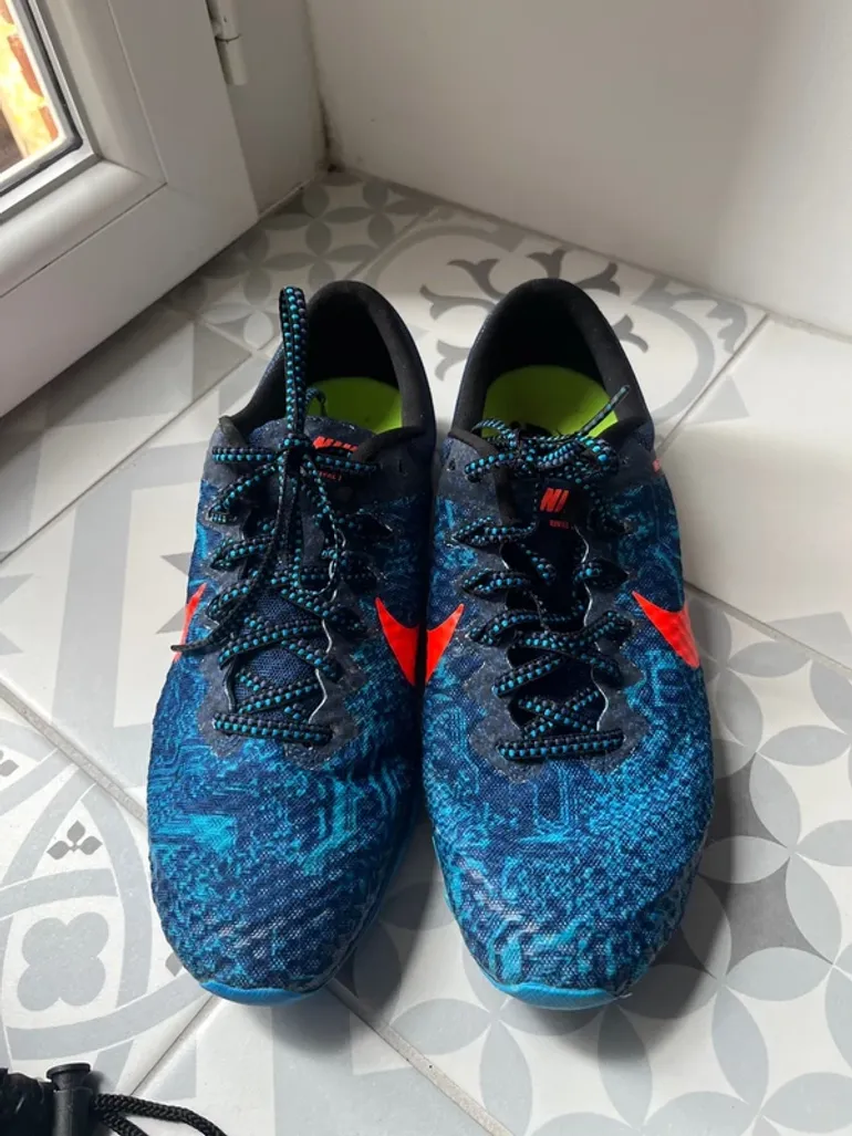 Nike Leichtathletik-Spikes bike usato — immagine 2 di 8