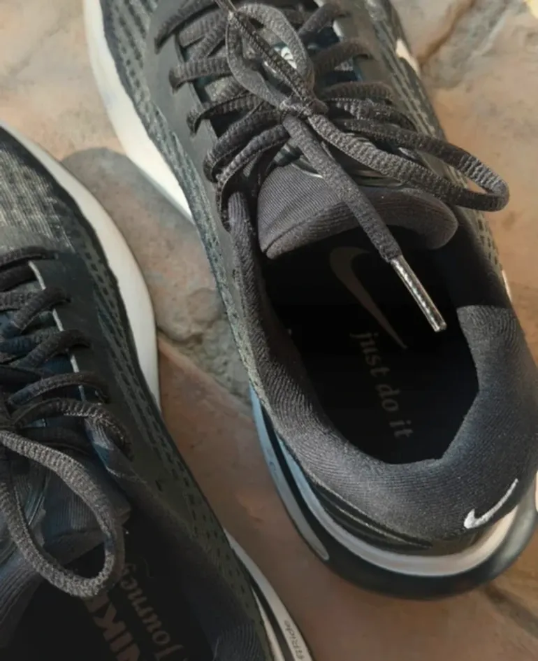 Použité Nike Journey Run bike — obrázek 3 z 4