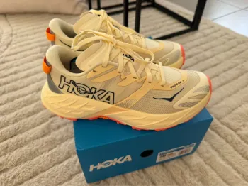 Gebrauchtes Hoka Speedgoat 7 Running Shoes