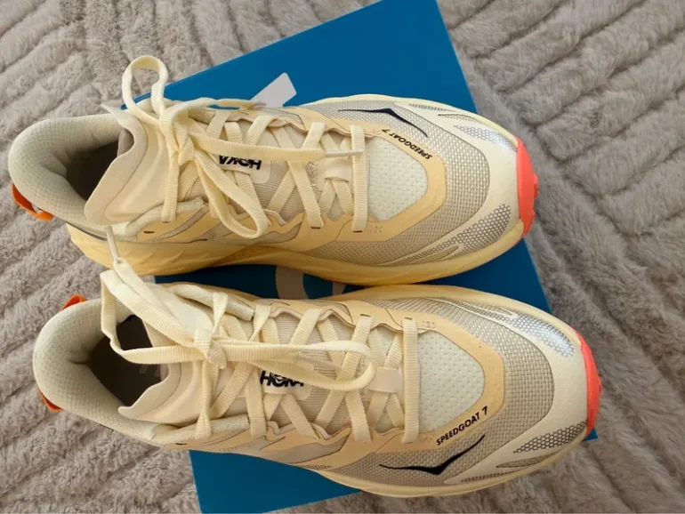 Gebrauchtes Hoka Speedgoat 7 bike — Bild 2 von 4