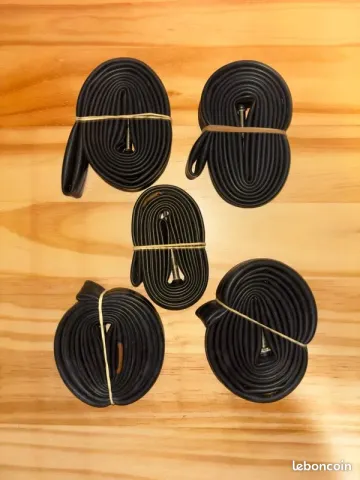 Decathlon Lot de 5 Chambres à Air Vélo Route / Gravel (700c) Tyres & Tubes usato