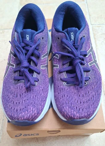 Asics Gel Nimbus 24 bike d'occasion — image 2 sur 5