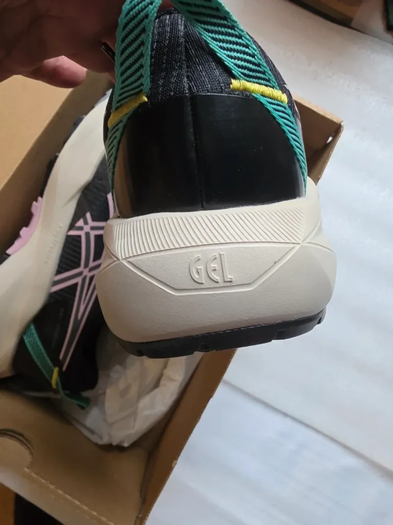 Käytetty Asics Gel-Venture 11 bike — kuva 2 / 8