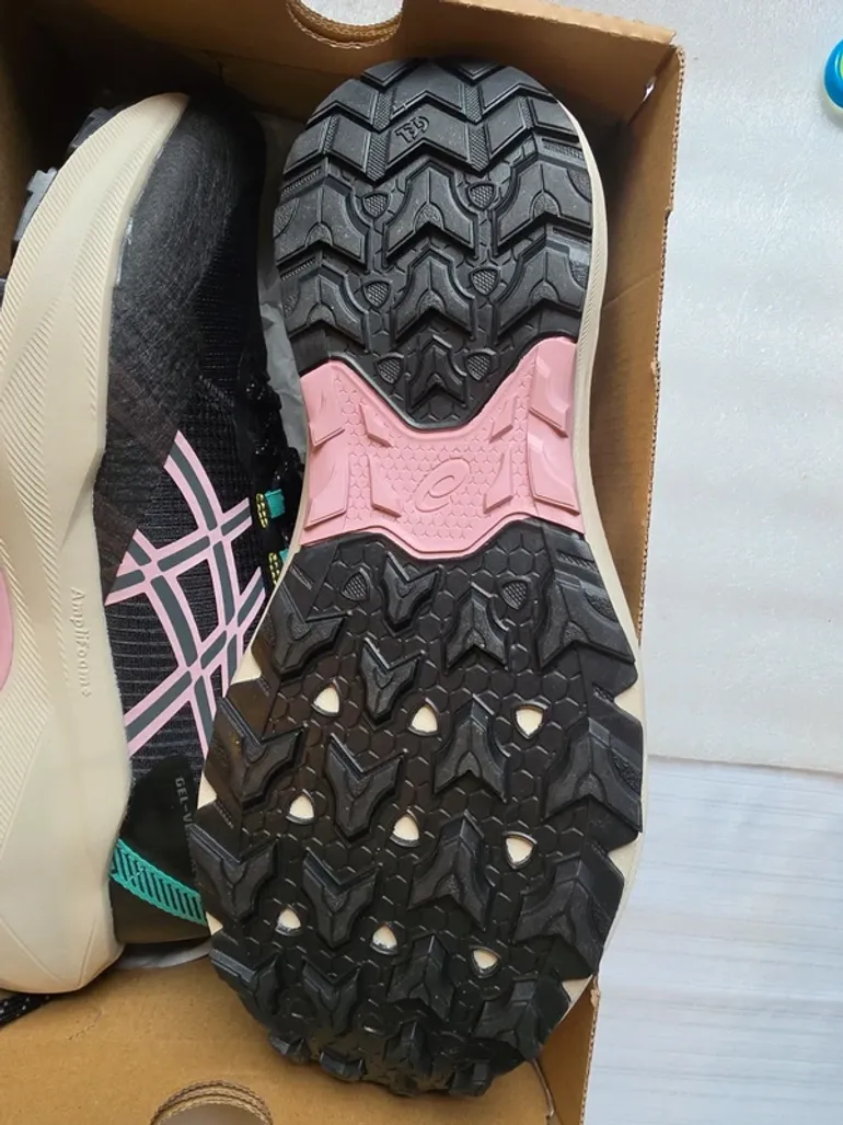 Käytetty Asics Gel-Venture 11 bike — kuva 4 / 8