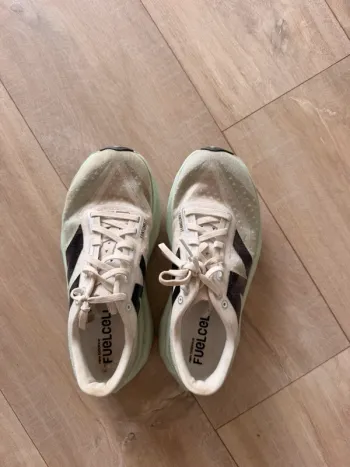Gebrauchtes New Balance Running Shoes bike — Bild 3 von 4