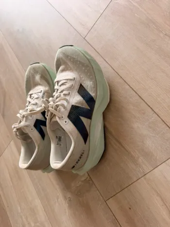 Gebrauchtes New Balance Running Shoes bike — Bild 2 von 4