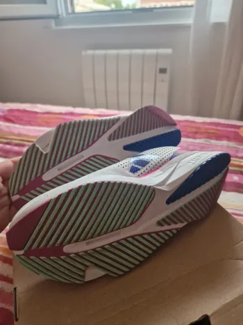 Tweedehands Adidas Adizero SL bike — afbeelding 2 van 4