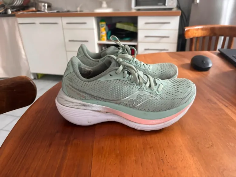 Tweedehands Saucony Endorphin bike — afbeelding 3 van 4