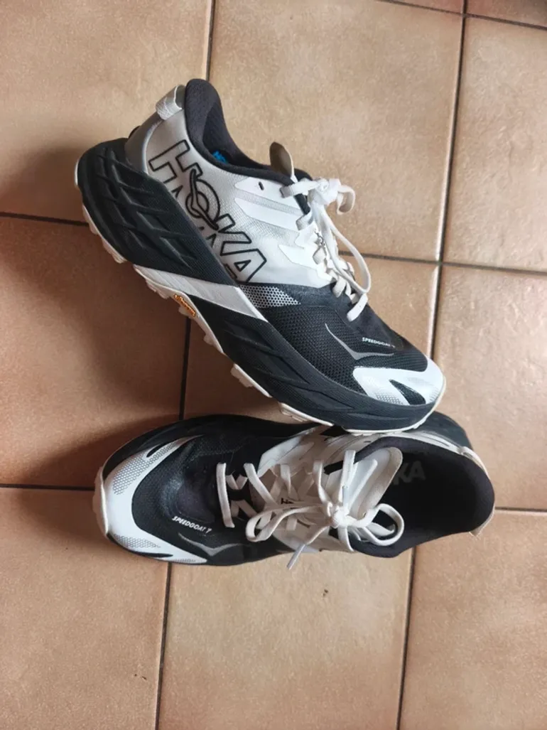 Gebrauchtes Hoka Speedgoat 7 bike — Bild 2 von 4