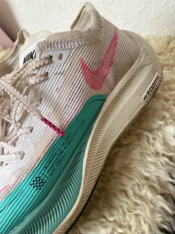 Gebrauchtes Nike Vaporfly Next% 2 bike — Bild 3 von 9