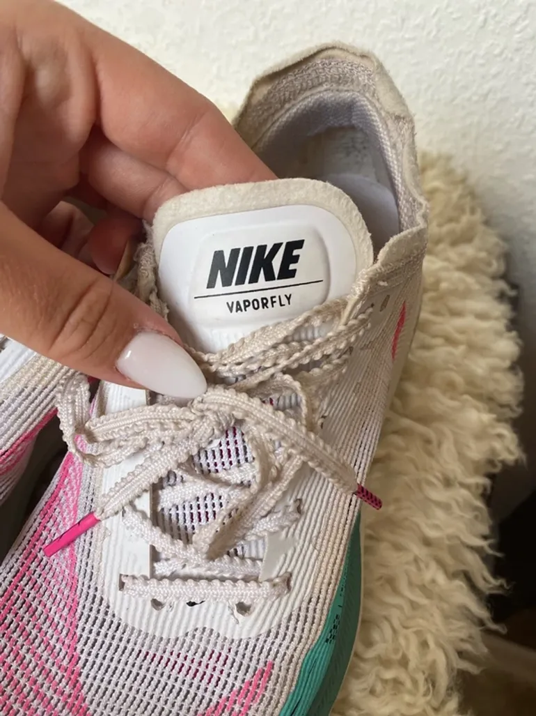 Gebrauchtes Nike Vaporfly Next% 2 bike — Bild 2 von 9