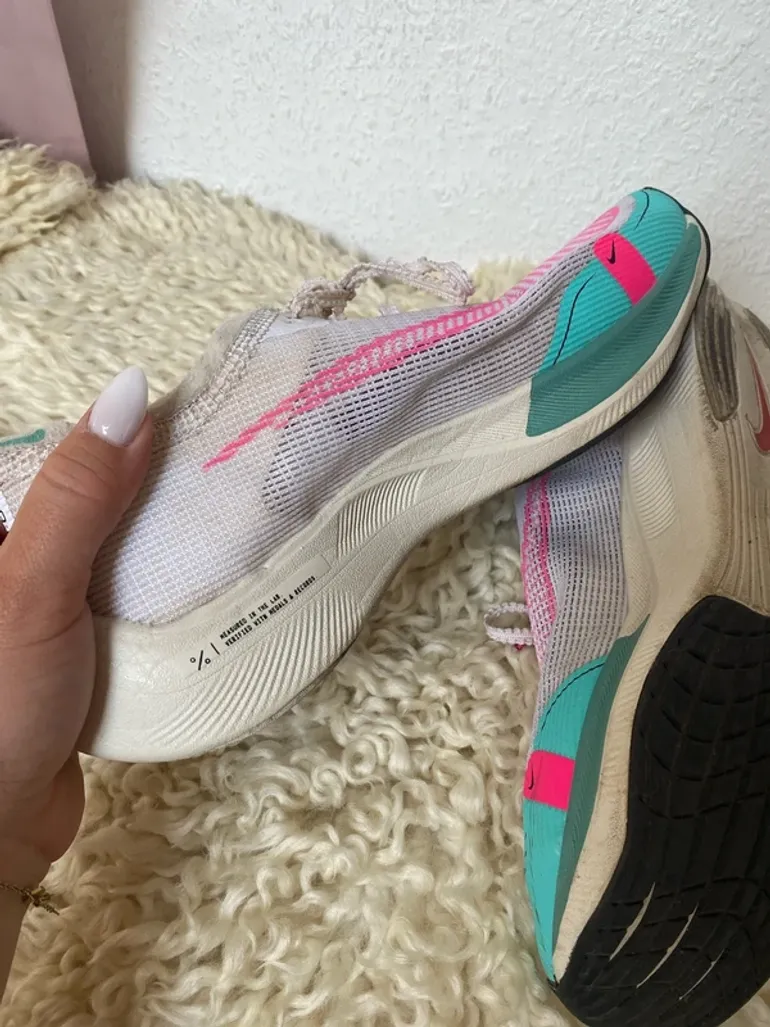 Gebrauchtes Nike Vaporfly Next% 2 bike — Bild 8 von 9