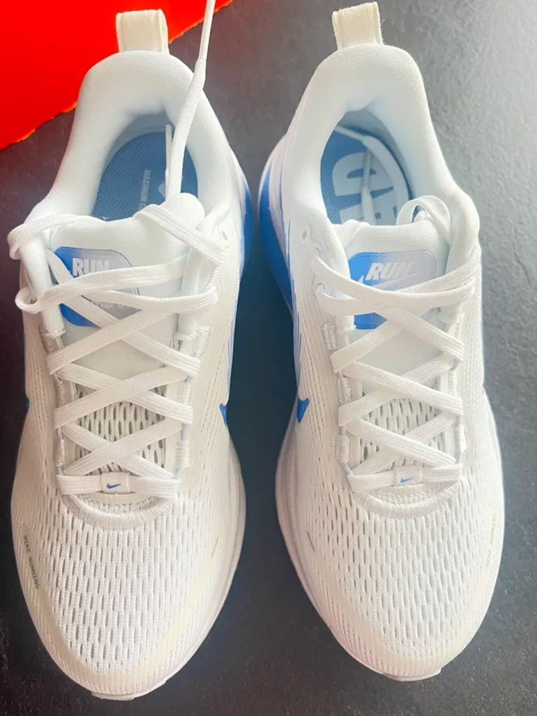 Nike Vomero 18 bike usato — immagine 4 di 13