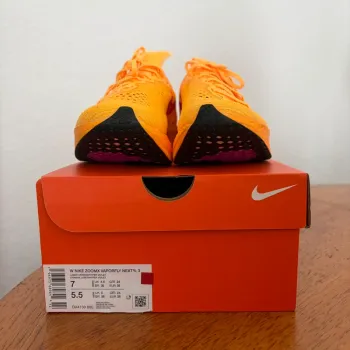 Gebrauchtes Orange ZoomX Vaporfly Next% 3 bike — Bild 3 von 5