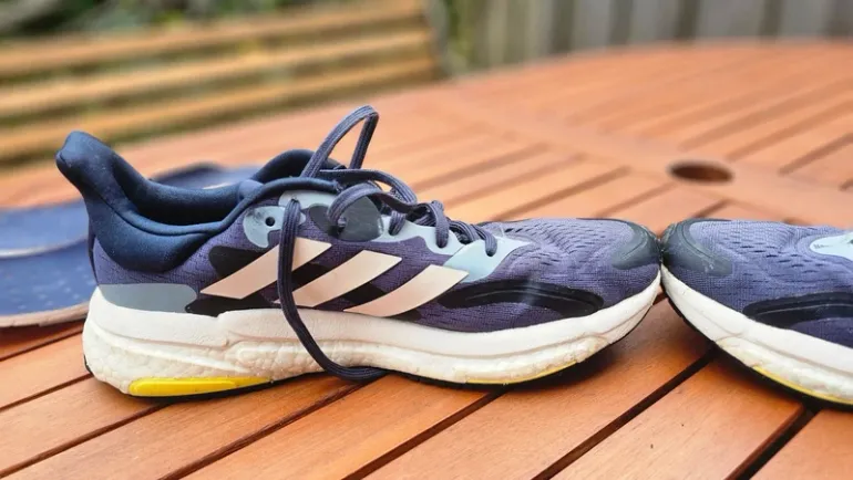 Used Adidas Solarboost 4 bike — image 3 of 6