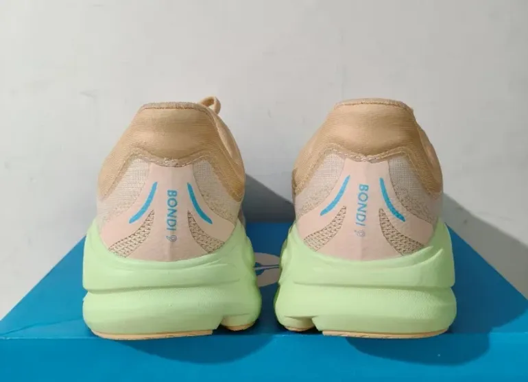 Použité Hoka Laufschuhe bike — obrázek 9 z 10