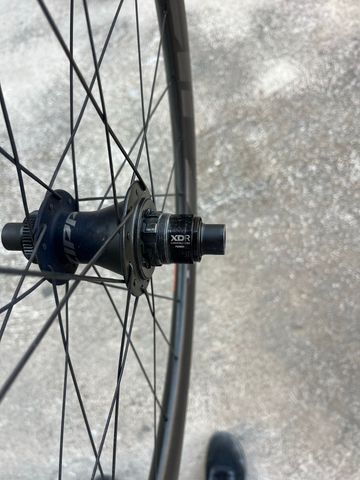 Used Zipp 303 Firecrest 2024 bike — image 4 of 4