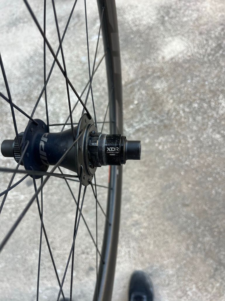 Zipp 303 Firecrest 2024 bike usato — immagine 4 di 4