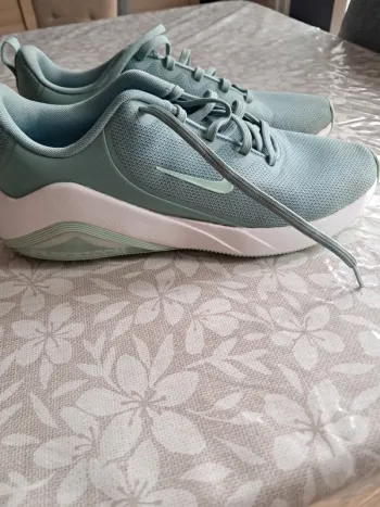 Nike Bella 7 bike usato — immagine 3 di 6