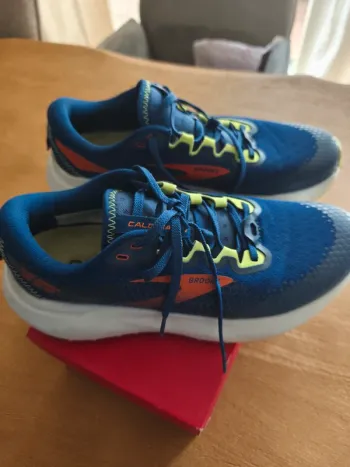 Tweedehands Brooks Running Shoes bike — afbeelding 3 van 7