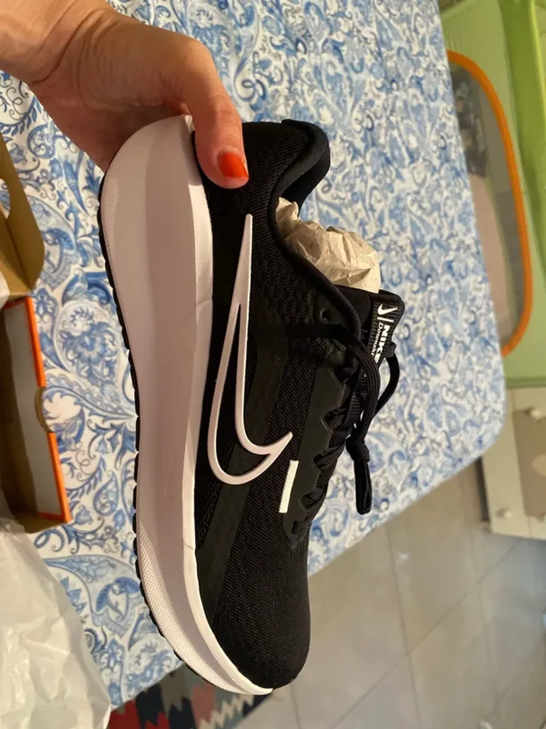Tweedehands Nike Downshifter 13 bike — afbeelding 2 van 9
