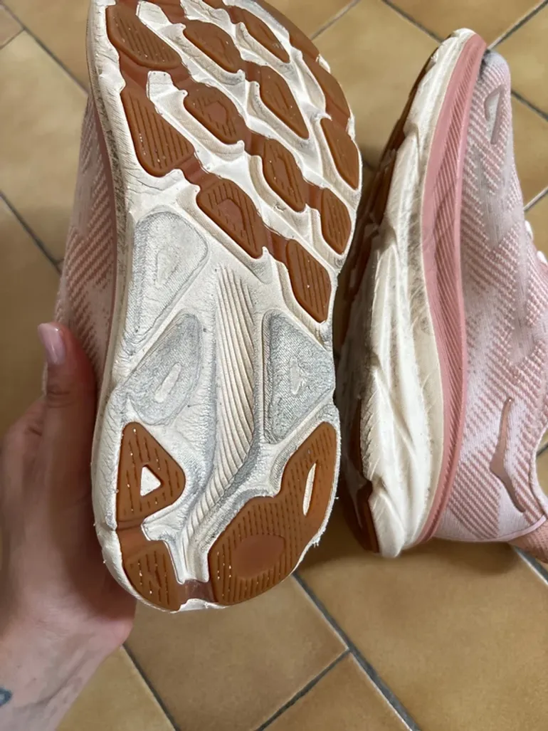 Hoka Clifton 9 bike d'occasion — image 5 sur 6