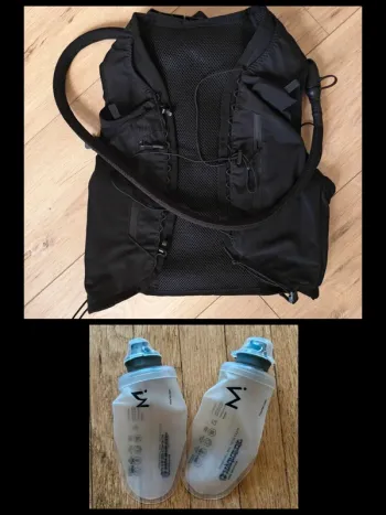 Salomon Sac d'hydratation avec poche à eau 1.5L et 2 flasques Running Accessories de segunda mano