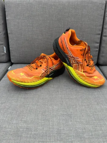 Used Asics Fujispeed 2 bike — image 2 of 7