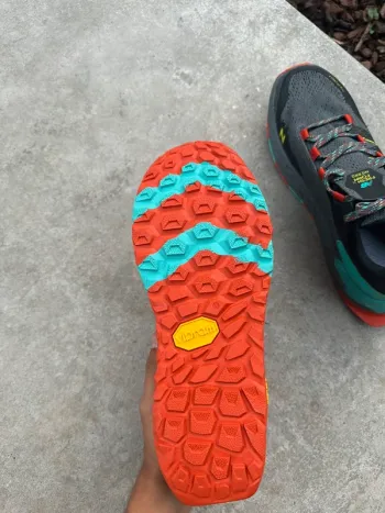 Tweedehands New Balance Fresh Foam X Hierro bike — afbeelding 6 van 7