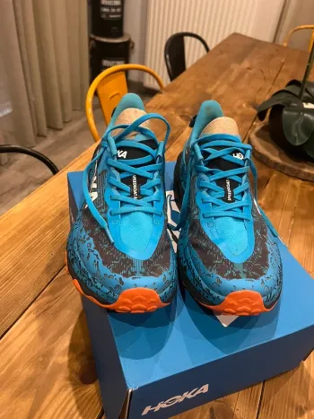 Hoka Speedgoat 6 bike usato — immagine 2 di 6