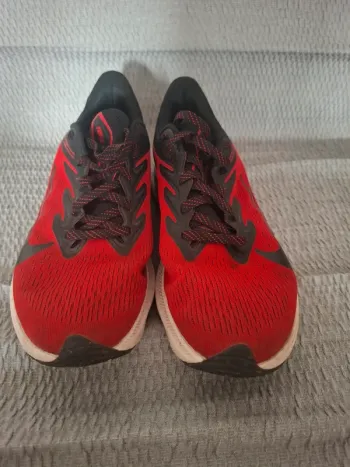 Used Nike Air Zoom Winflo 7 Running Shoes