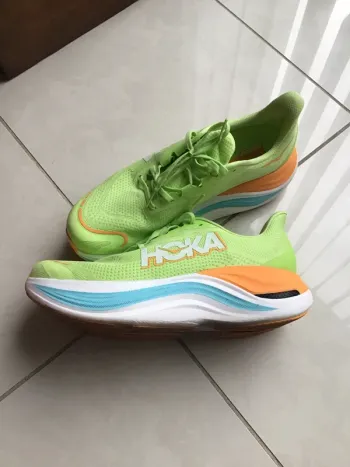 Used Hoka Skyward X bike — image 2 of 6