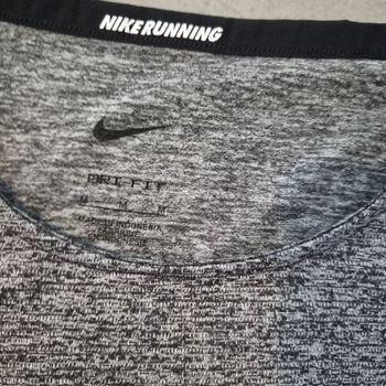 Nike Running Ensemble bike usato — immagine 4 di 8