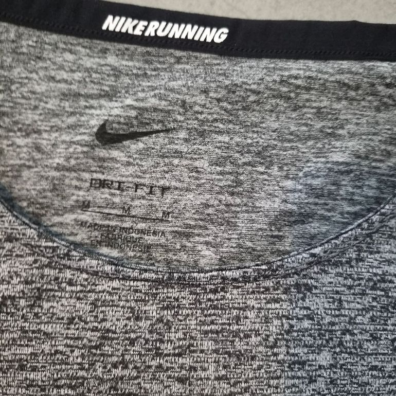 Nike Running Ensemble bike usato — immagine 4 di 8