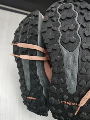 Używany New Balance Trail Running Shoes bike — zdjęcie 4 z 5