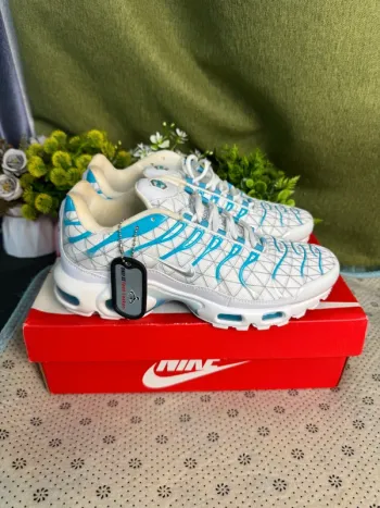Nike Air TN Running Shoes usato