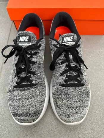 Brugt Nike LunarEpic Flyknit bike — billede 2 af 3